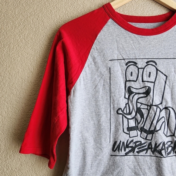 Unspeakable Red And Gray "Crouching Icon" 3/4 Sleeve Raglan Tee Shirt Youth L - Picture 3 of 10
